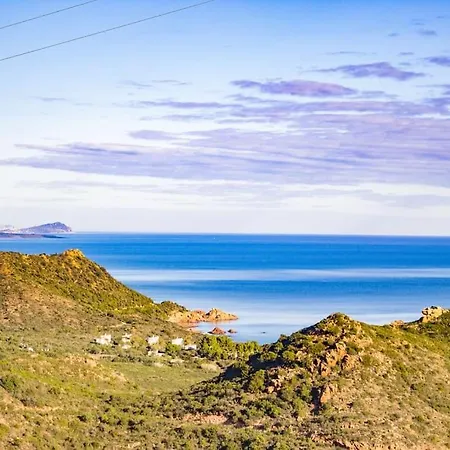 Chelu & Mare Con Terrazza E Vista Panoramica בית נופש